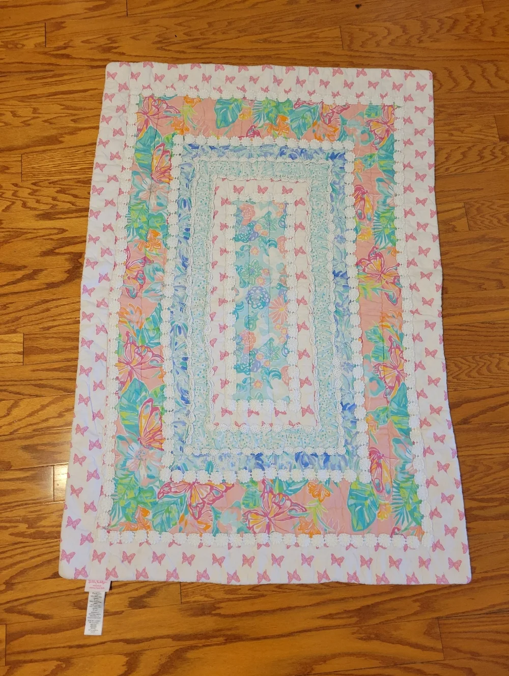 Lilly Pulitzer Pottery Barn Kids Butterfly Quilt 49x33in 100% Cotton Pink Crib